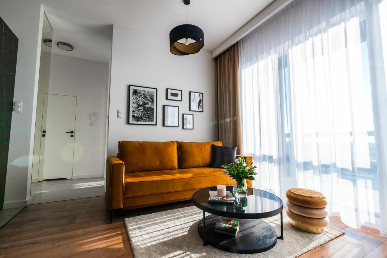 Apartament Plaza Tower 14 Pietro เคียลเซ ภายนอก รูปภาพ