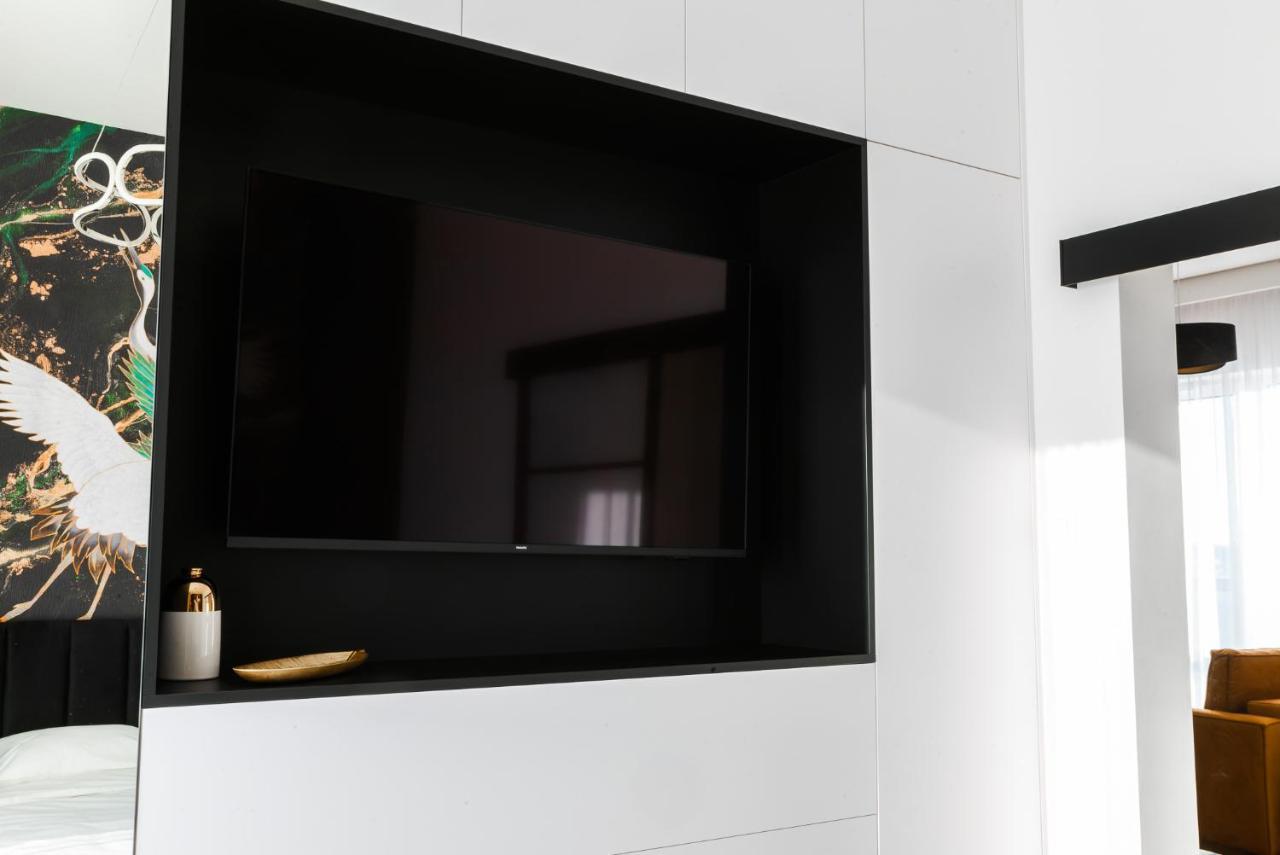 Apartament Plaza Tower 14 Pietro เคียลเซ ภายนอก รูปภาพ
